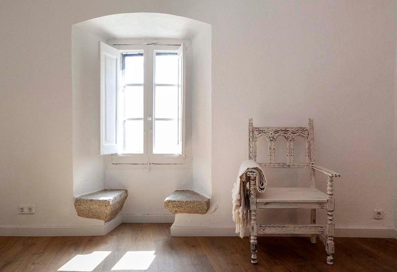 A Historic Xvi Century Near Barcelona Holiday home *